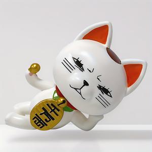 TEMU 치비 고양이 럭키 피규어 - 귀여운 PVC 애니메이션 캐릭터 모델, 노란색 공과 태그가 달린 책상 및 자동차 장식, 수집가 및 장식에 이상적, 책상 장식 | 장난기 넘치는 고양이 디자인 | PVC 장인 정신, 고양이 장식