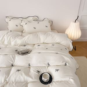 TEMU 4피스 심플 솔리드 컬러 자수 리본 레이스 워시 플리스 쓰로브 시리즈 네 개 세트 1 퀼트 커버 + 1 침대 시트 + 2 베개커버, 코어 없음, 부드럽고 편안함, 기계 세탁 가능, 침구 장식, 휴일 선물