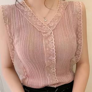 TEMU 여성용 프렌치 시크 블라우스 - 우아한 V넥 & 레이스 탑, 파스텔 핑크, 루즈핏 민소매 셔츠, 스타일링 및 단독 착용 가능, 세탁기 사용 가능 봄/여름 필수 아이템, 캐주얼 웨어, 정교한 제작, 가벼운 상의, 여성스러운 디자인, 봄 시즌 패션