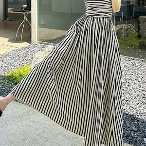 TEMU 여성용 오프숄더 맥시 드레스 - 블랙 앤 화이트 수직 , 허리 cinched, 봄/여름용 플로우 휴가 스타일, 캐주얼 비치웨어, 비치 드레스|여름원피스|비치웨어