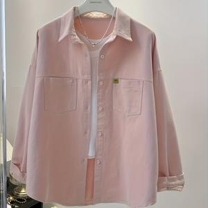 TEMU 여성용 블라우스 - 우아한 루즈핏 긴팔 셔츠, 버튼 프론트 플래켓, 소프트 핑크 버튼업 블라우스 (가을/겨울), 오피스, 파티, 일상복 - 미끄럼 방지 전문가용 탑, 사계절 패션, 클래식 칼라, 고품질 스티칭, 세련된 디자인, 직장인 여성, 트렌드세터, 사무실 패션, 간호사용 카디건 대체품, 겨울 옷장, 부티크 쇼핑, 워킹 여성|오피스룩