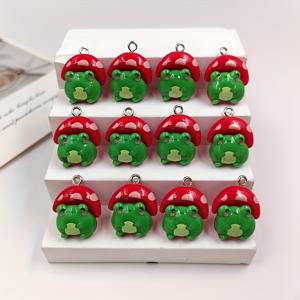 TEMU DIY 키체인 귀걸이용 2D 플랫 레진 개구리 참 12개 세트, 빨간 버섯 모자와 흰 점 - 그린 플랫백 주얼리 부속품, 장난스러운 동물 액세서리, DIY 주얼리 만들기 | 귀여운 동물 참 | 레진 제작