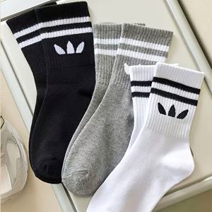 TEMU 남성 & 여성용 우아한 솔리드 & 미드-캐프/하이-크루 양말 9켤레 - 헤비듀티 겨울용 보온 타이츠, 검정/흰색/회색에 흰색/검정/회색 , 세탁기 및 드라이클리닝 가능, 꼭 맞는 핏을 위한 골지 커프 - 사계절 캐주얼 & 포멀 양말 - 야외 활동, 체육관, 캐주얼 복장에 이상적 - 블랙, 화이트, 그레이 등의 & 다용도 디자인, 긴 양말