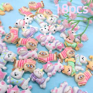 TEMU 18개 귀여운 고양이 모양 비즈 - 파스텔 컬러 (핑크, 옐로우, 퍼플, 화이트, 그린, 블루, 오렌지, 브라운) - DIY 공예, 액세서리 만들기, 폰 케이스 장식용 - 고양이 애호가를 위한 완벽한 선물 - 감성 있는 눈과 포즈의 레진 비즈 세트 - 초보자와 숙련된 크래프터를 위한 핸드메이드 소품, 매끄러운 질감, 창의적인 취미 활동에 이상적