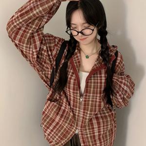 TEMU 여성 빈티지 체크 후드 셔츠 재킷 - 루즈핏 긴소매 캐주얼 아우터, 지퍼 앞면, 레드 & 체크 패턴, 봄/여름/가을에 적합, 캐주얼 웨어 재킷 | 체크 패턴 재킷 | 지퍼 재킷|빈티지|셔츠