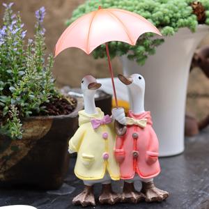 TEMU 주황색과 분홍색의 매력적인 듀얼 덕 우산 조각 - 실리콘 정원 장식, 야외, 발코니, 거실, 또는 사무실용 - 귀여운 동물 디자인, 보우 타이, 추수감사절 장식에 완벽, 매력적인 정원 장식 | 우산 덕 디자인 | 컬러풀한 우산 덕, 덕 장식