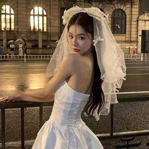 TEMU 우아한 화이트 웨딩 베일 - 풍성한 트레인 & 섬세한 리본, 신부용 헤어 액세서리, 웨딩 포토샷 및 브라이덜 포트레이트, 결혼식 파티 장식, 프로포즈 소품, 고급스러운 디자인, 레이스 소재