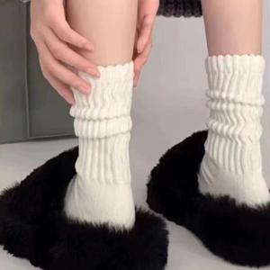 TEMU 6 쌍의 두꺼운 바늘 고관절 여성 봄과 가을 양털 양말 트렌디한 흰색 긴관절 여성 양말 단색