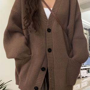 TEMU 여성을 위한 캐주얼한 V넥 싱글브레스트 스웨터, 가을과 겨울용 아우터웨어에 적합합니다.