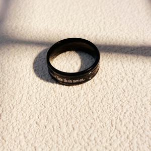 TEMU 사용자 지정 새겨진 검은색 스테인리스 스틸 반지 - 캐주얼 스타일 남녀 공용 영감 밴드, 단일 반지, 무도금, 자신 또는 가족을 위한 이상적인 선물
