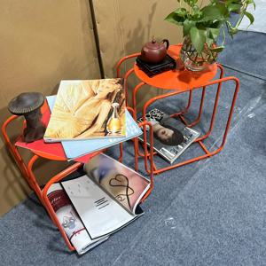 TEMU 빈티지 오렌지 메탈 커피 테이블 (2단 선반 포함) - 조립 불필요, 거실, 침실, 사무실용 튼튼한 메탈 프레임 - 잡지, 책, 커피 & 차 보관을 위한 공간 절약형 디자인, 거실 커피 테이블, 침실 액자대|티테이블