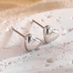 TEMU 알러지 방지 러브 스테인레스 스틸 귀걸이, 방수 방습, 일상적인 착용에 적합, 연인에게 선물로 적합한 데이 선물