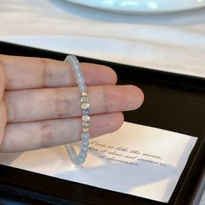 TEMU 여성을 위한 우아한 체코 비즈 팔찌 - 빛나는 장식이 있는 우아한 디자인의 빛나는 파란색 아쿠아마린을 모티브로 한 비즈 팔찌