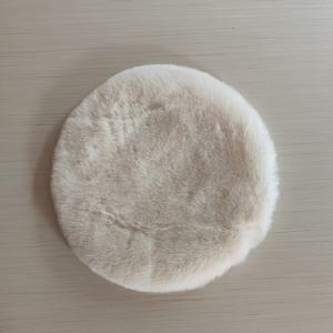 TEMU 부드러운 플러시 토끼 털 느낌 원형 - 베이지/화이트 포근한 펫 베드 & 인간용, 세탁기 사용 가능한 현대적인 의자 매트, 고양이, 강아지, 사무실용 - 내구성 있는 토끼 털 느낌