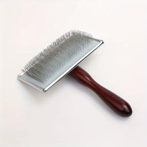 TEMU 1개 전문가용 헤비듀티 펫 그루밍 바늘 빗 - 미끄럼 방지 인체공학적 나무 손잡이, 대형견/소형견/강아지를 위한 강력한 금속 핀 - 래브라도, 골든 리트리버, 테디를 위한 피로 감소 브러시 - 내구성 있는 탈모 및 엉킴 풀기 도구, 집에서 사용 가능한 개 그루밍 용품, 손잡이 디자인