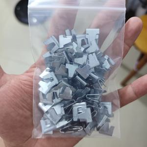 TEMU 100개/200개 작은 철사고 끈 - 새 사육장, 닭장, 토끼 집, 쥐 집 등 안전한 고정에 사용할 수 있는 내구성 있는 금속 스냅 클립 - 동물 정리 및 등반에 이상적