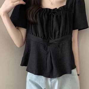 TEMU 여성을 위한 프랑스 스타일의 사각 넥 러플 반팔 티셔츠, 여름 블랙 베이스 탑으로 몸매를 부러지게 하고 배를 가리게 합니다.