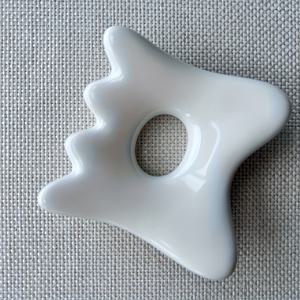 TEMU 1개 세라믹 구아샤 도구, 뷰티 도구, 얼굴 및 바디 마사지 보드, 경락 브러시 및 근막 스틱, 얼굴 근막 보드, 리프팅 뷰티 도구, 세라믹 얼굴 구아샤 플레이트, 세척이 쉬운 세라믹 구아샤 도구|괄사마사지