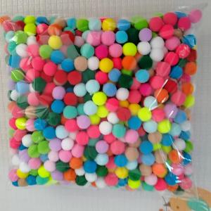 TEMU 1000개 1.5cm/0.59인치 고탄성 폼폼, 공예, 가족 활동, 크리스마스, 부활절, 어머니의 날, 할로윈, 휴일 장식 및 창의적인 프로젝트에 완벽, 보석 만들기 키트용 비즈, 대형/소형 폼폼 볼, 컬러 폼폼, 폼폼 메이커, 보석용 실 폼폼, 폼폼 실, 창의적인 레저 폼폼, 폼폼 포니