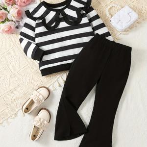 TEMU 봄/여름용 블랙 & 화이트 리프 칼라와 웨이브 스탠드업 탑, 트렌디 플레어 팬츠가 포함된 투피스 여아 캐주얼 패션 세트 - 야외 활동에 완벽