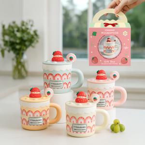 TEMU 레토 머그컵 딸기 스푼 뚜껑 집들이 크리스마스선물 패키지 세트 400ml LMC-S03