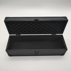 TEMU 1줄 카드 보관함 폼 보호 기능 포함 - 휴대용 블랙 하드 쉘 핸들, 안전한 플립탑 뚜껑 및 매끄러운 표면의 트레이딩, 스포츠, 애니메이션, 게임 카드용 - 내구성 있는 금속 구조, 카드 보관 상자, 카드 보호, 세련된 디자인, 견고한 구조, 데크 박스 TCG, 데크 케이스, 트레이딩 카드 보관 상자, 카드 디스플레이, 카드 수집가용 상자