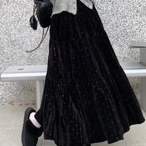 TEMU 여성용 하트 프린트 벨벳 맥시 스커트 - 하이 웨이스트, 티어드, 롱 레인지, 가을/겨울 패션, 로맨틱 스타일, 가을 겨울 스커트 | 하트 프린트 스커트 | 벨벳 원단