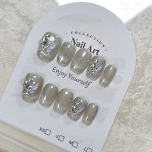 TEMU 10pcs 고양이 눈동자 누드 짧은 사각형 네일, 반짝이는 라인스톤 액센트 - 광택 있는 마무리, 쉬운 적용, 파티 및 특별한 기회에 완벽한 파티 네일, 특별한 기회 네일, 우아한 네일 디자인, 내구성 있는 네일 팁