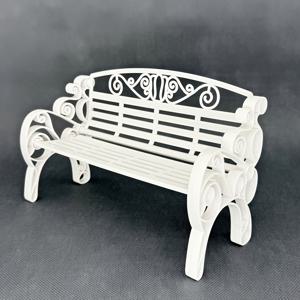 TEMU 미니어처 공원 벤치 모델 - 미니어처 집, 요정 정원, 또는 가정 장식용 세밀한 흰색 플라스틱 의자 장식품, 장식용 꽃 액센트가 있는 미니어처 가구