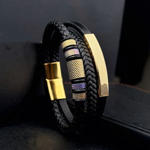 TEMU 1개 남성용 자석 잠금 스테인리스 스틸 & 가죽 인터로킹 팔찌 - 블랙 & 골드 모던 디자인, 멀티 레이어 힙합 스타일, 안전한 자석 잠금, 내구성 있는 일상 & 특별한 날 남성 주얼리 선물 (아버지의 날, 졸업, 추수감사절) - 사계절 착용, 인터로킹 링크 디자인, 무도금, 캐주얼 & 포멀 이벤트에 다용도, 편안하고 스타일리시한 액세서리