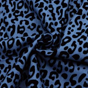 TEMU 1개 대형 프린트 원단 - 라이트 블루 & 블랙 동물 패턴, DIY 재봉용 롤링 컷팅, 퀼팅, 의류 디자인, 홈 데코, 패션 프로젝트, 벨벳 질감 소재, 공예 용품, 트렌디한 텍스타일