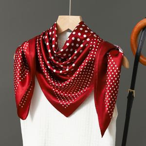 TEMU 여성용 우아한 블랙 앤 화이트 도트 스퀘어 스카프 - 다용도 헤드스카프, 벨트, 가방 장식 - 비신축성 포멀 & 일상 액세서리 - 파티, 출근, 외출에 어울리는 쉬운 관리 시크 패션 랩, 부드러운 질감