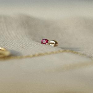 [소뉴] 14k 2mm 루비 피어싱 귀걸이
