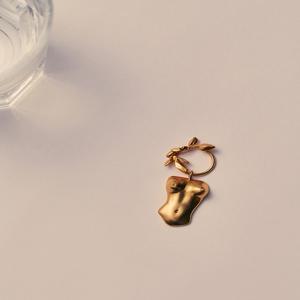 [드와떼] EVE EARRING