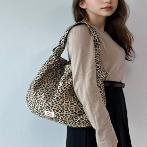 [피오리플레리르] 앙쥬 레오파드 숄더 크로스_브라운