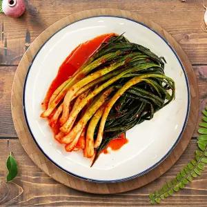 [김치대통령] 톡 쏘는 맛 파김치 500g / 국내산 쪽파 파무침 소포장 HACCP