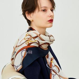 [닥스](강남점)DCSC5E011N2 [SILK100%]네이비 체인패턴 롱 실크스카프