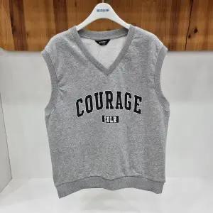 [에꼴리에]빅 레터링 포인트 조끼 22D0141A_HDD