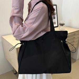 스트링 숄더백 빅사이즈 휘뚜루마뚜루 데일리 캐주얼 대학생 직장인 쇼퍼백