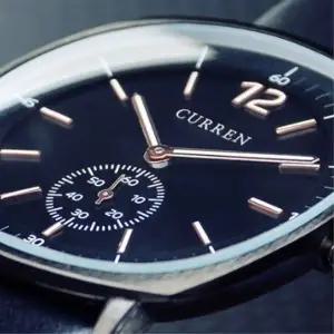 [옷자락]남성용 클래식 가죽 블랙 사각 손목시계