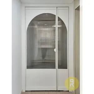 [바른도어]04번 초슬림유압 비대칭양개스윙중문 아치형 고시형 화이트 모루세로강화유리a