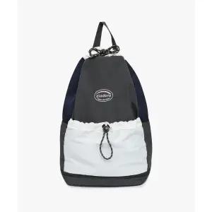 디아도라 드로우 스트링백 CHARCOAL GREY 366817