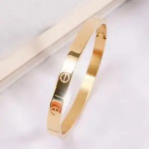 에이몬 변색없는팔찌 데일리 은팔찌 써지컬 클래식 도 여성팔찌 여자팔찌