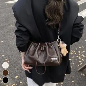 [다잇템] 여자 스트랩 조임끈 스트릿패션 토트 크로스백