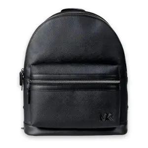 [마이클코어스] 남성 로고 플라크 에디슨 백팩(블랙) 33S5TEDM2L 001