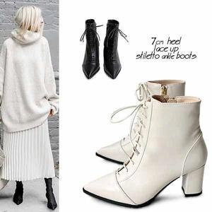 [카미엣뮤즈]스틸레토 레이스업 앵클힐 부츠_KM19w091