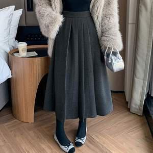 아카데믹 차콜 무지 미디엄기장 스커트 No.9