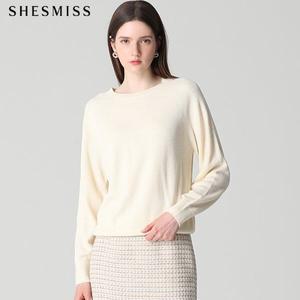 [쉬즈미스]SHESMISS)] 부드러운 래글런 라운드넥 니트 탑 (택가격: 158000원)