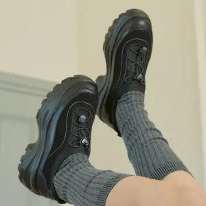 [엘리자베스스튜어트](대구신세계)시그니처 플랫폼 스니커즈 EBAL157510