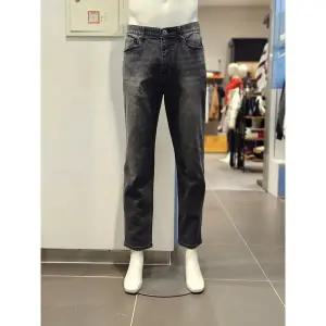 [클라이드앤](김해점)[클라이드 frank stone] 테이퍼드 다크그레이 기모데님 FPDDP435M